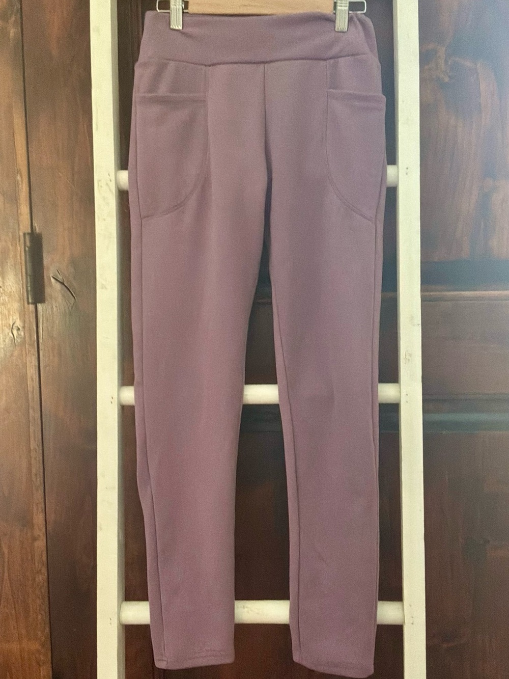 Women's Lavender Ponte Pull-On Leggings with Front Pockets